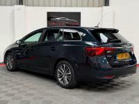 Toyota Avensis 2.0 D-4d Excel Euro 6 Ss Grey #23