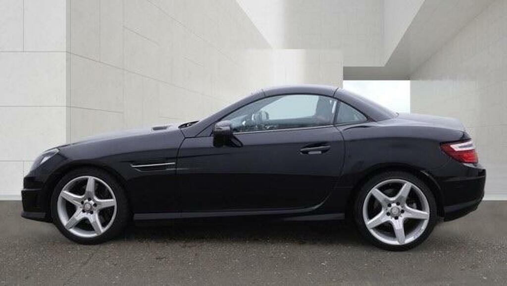 Mercedes-Benz SLK 1.8 Slk200 Blueefficiency Amg Sport Edition 125 G- Black #4