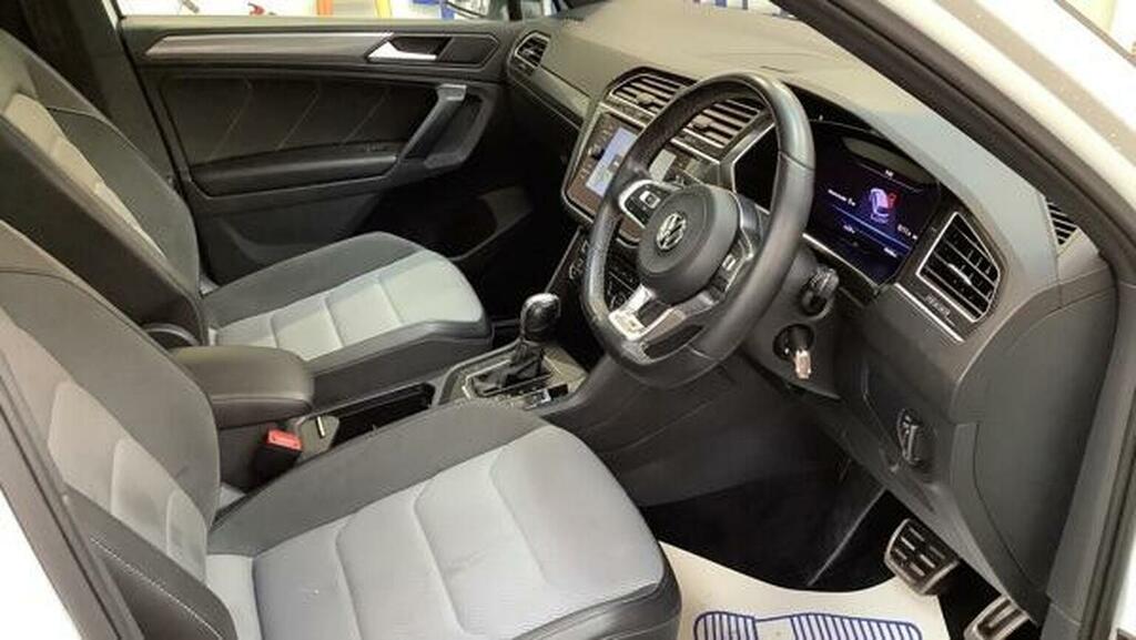 Volkswagen Tiguan 2.0 Tsi R-line Dsg 4Motion Euro 6 Ss White #9