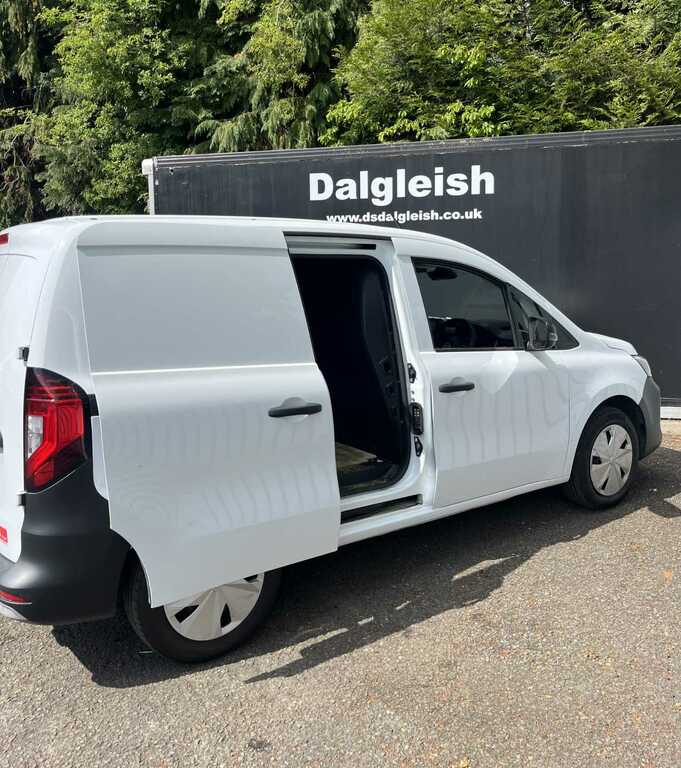 Nissan TOWNSTAR Acenta WF73OHE White #2
