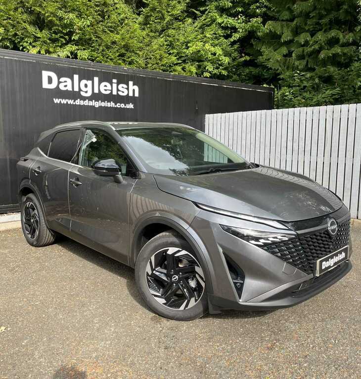 Nissan Qashqai 1.3 Dig-t Mhb 158 N-connecta SM26MFE
