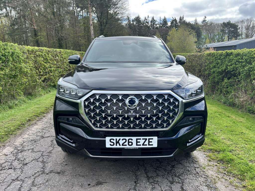 SsangYong Rexton Est 2.2 K30 Au Black #2