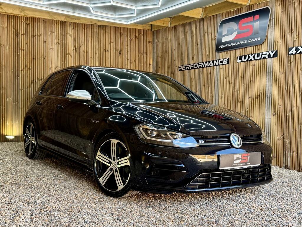 Volkswagen Golf R Black