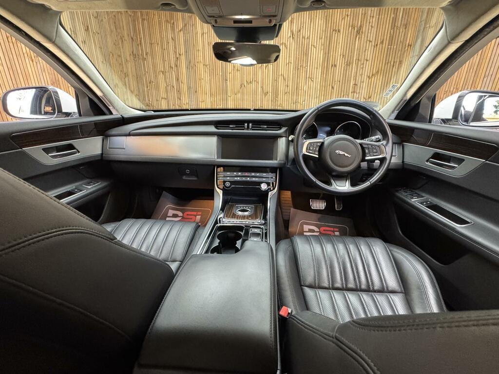 Jaguar XF 2.0D 240 R-sport Saloon Blue #28