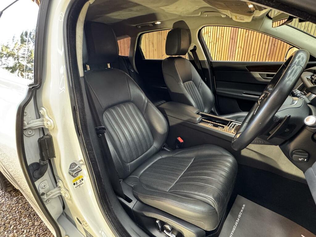 Jaguar XF 2.0D 240 R-sport Saloon Blue #13