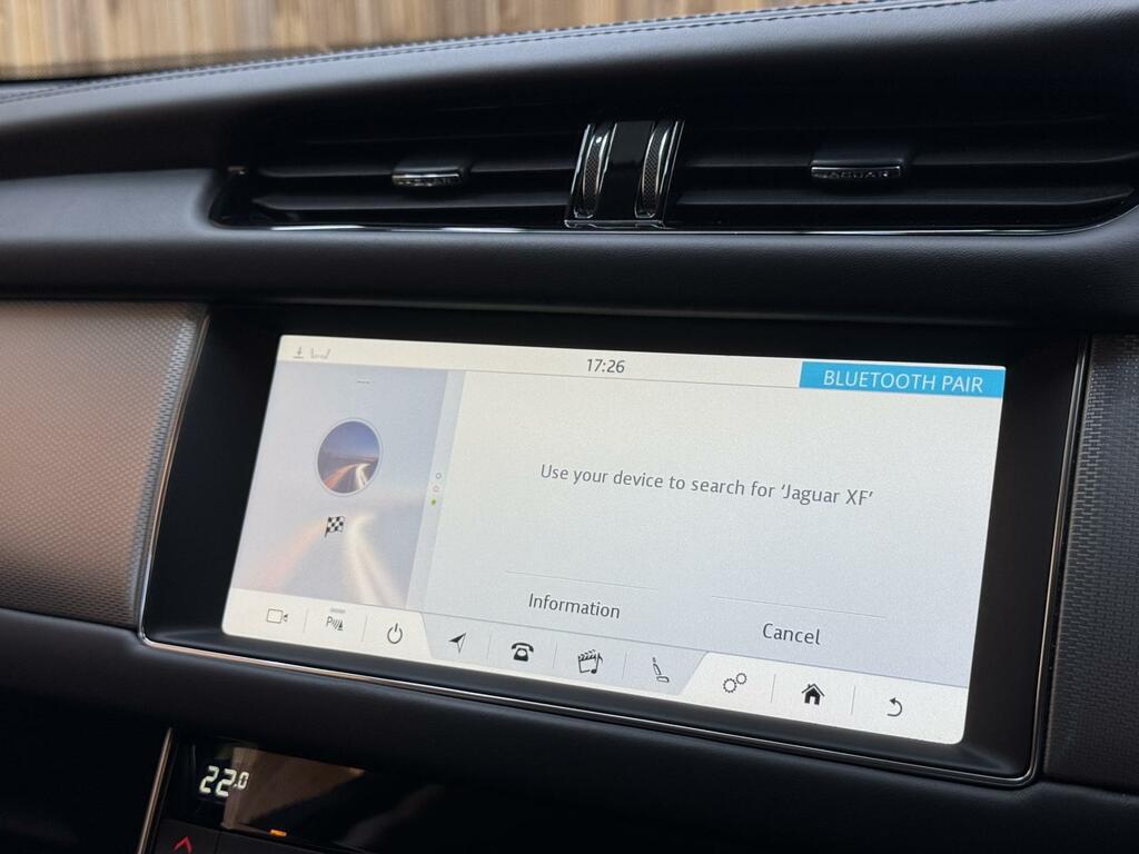 Jaguar XF 2.0D 240 R-sport Saloon Blue #45