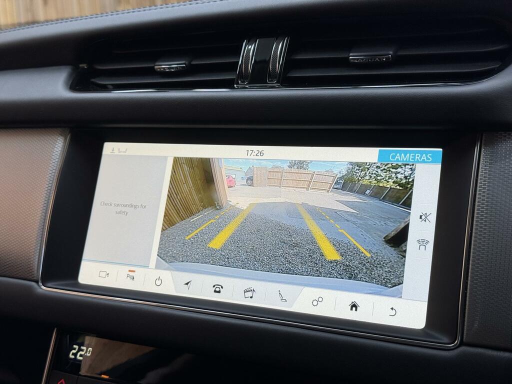 Jaguar XF 2.0D 240 R-sport Saloon Blue #24