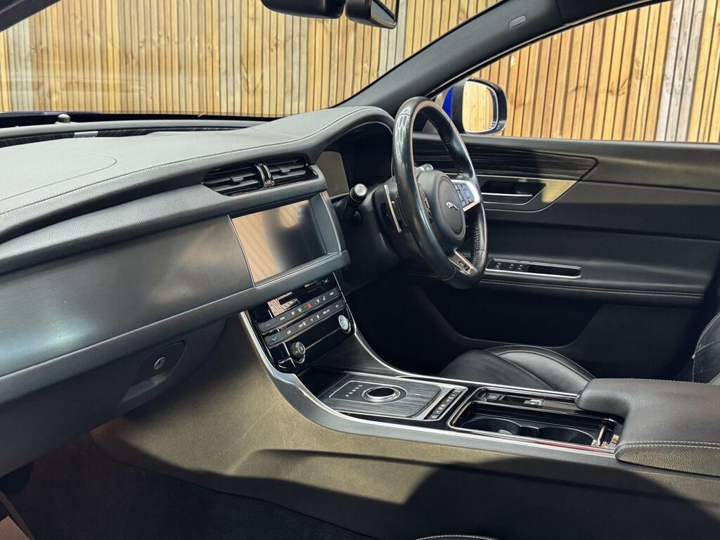 Jaguar XF 3.0D V6 Portfolio Euro 6 Ss Blue #24