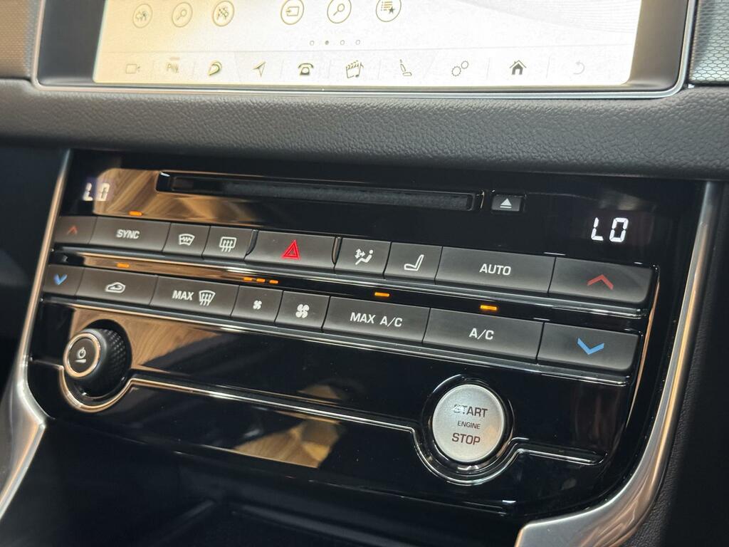 Jaguar XF 3.0D V6 Portfolio Euro 6 Ss Blue #36