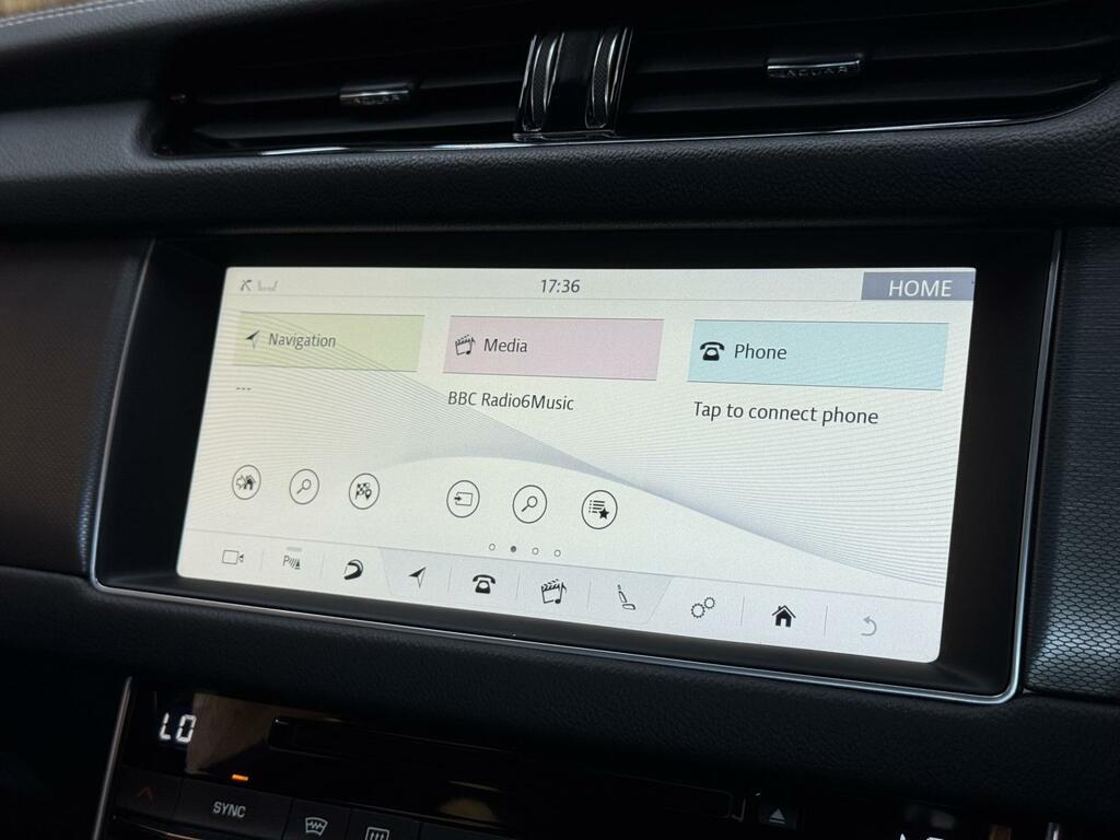 Jaguar XF 3.0D V6 Portfolio Euro 6 Ss Blue #39