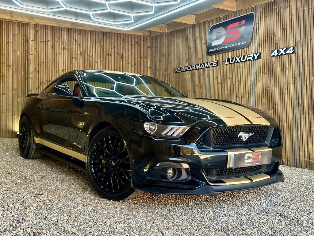 Ford Mustang Gt Black
