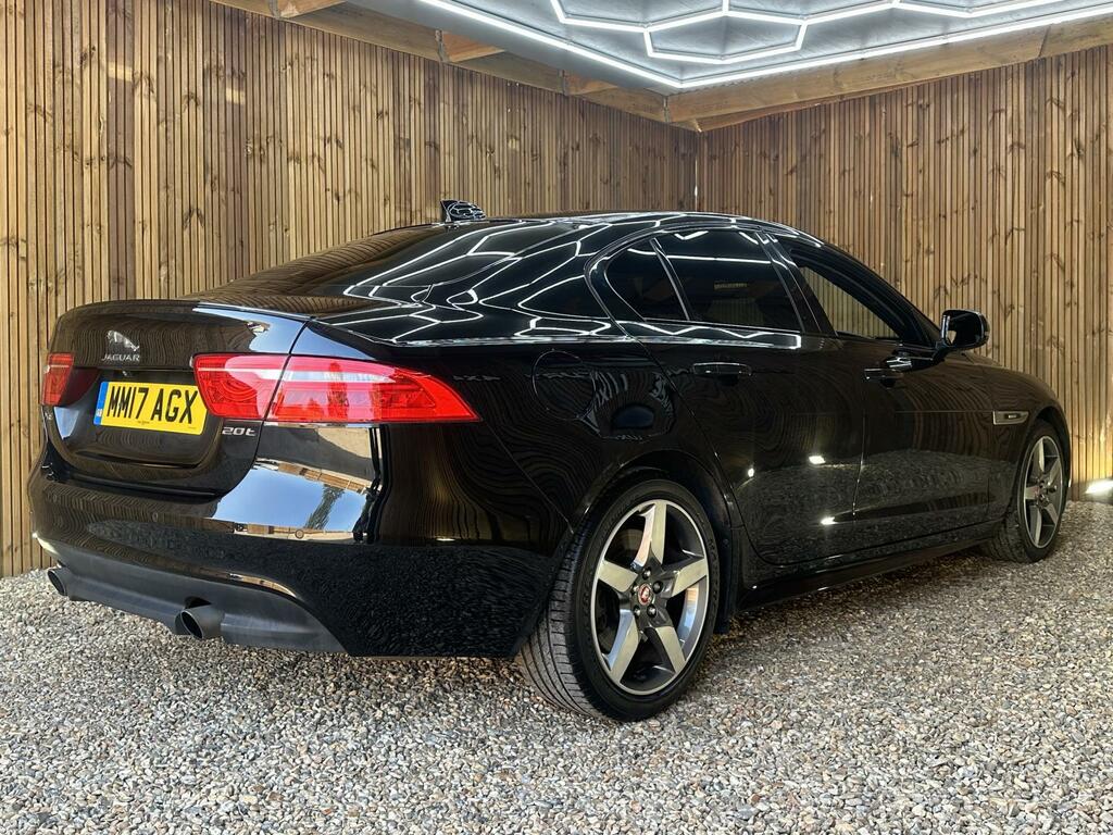 Jaguar XE R-sport Black #6