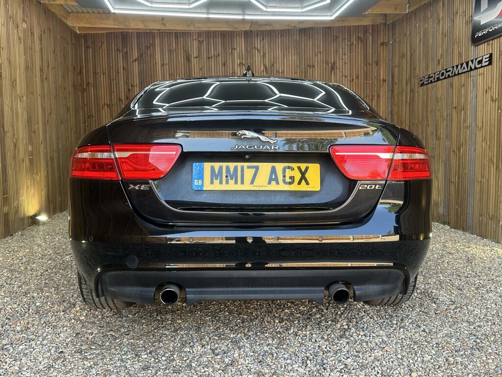 Jaguar XE R-sport Black #5