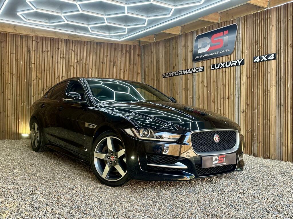 Jaguar XE R-sport Black
