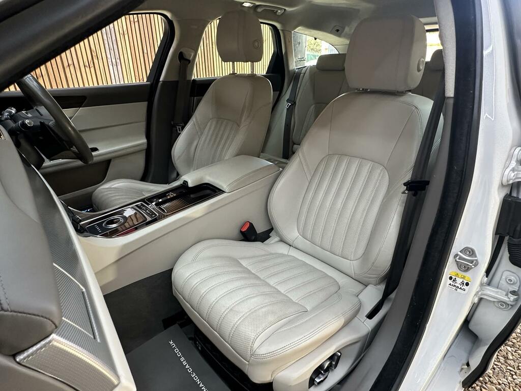 Jaguar XF 2.0I Portfolio Sportbrake Euro 6 Ss White #8