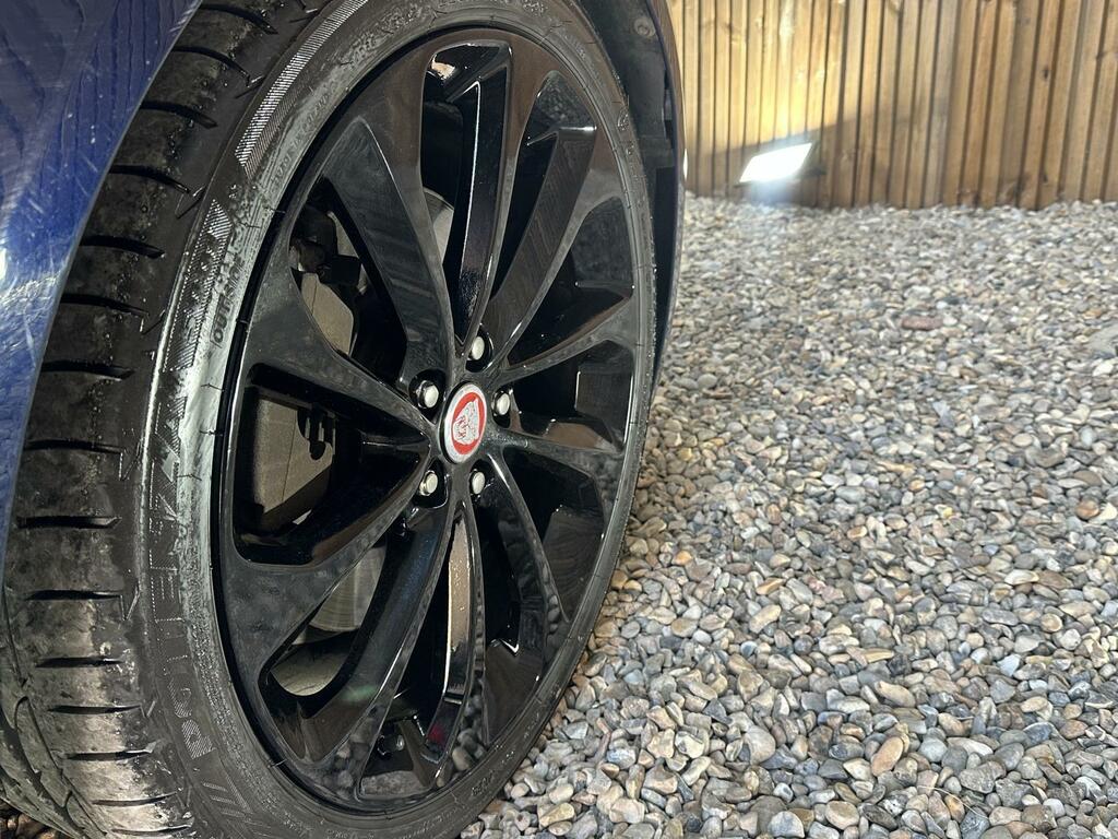 Jaguar XE 2.0I Gpf R-sport Saloon Euro 6 S Silver #8