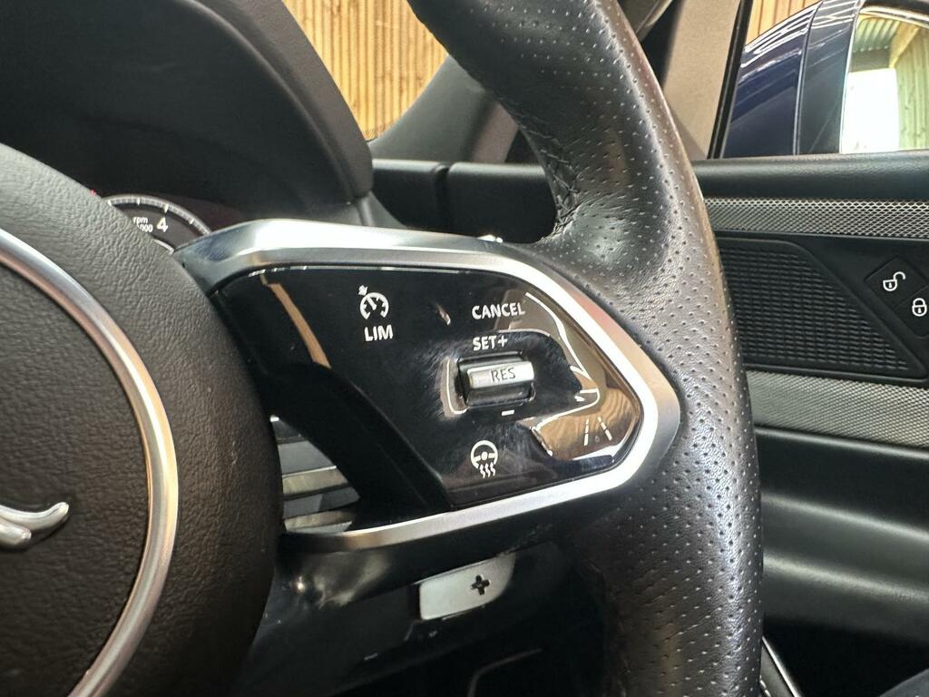 Jaguar XE 2.0I Gpf R-sport Saloon Euro 6 S Silver #27