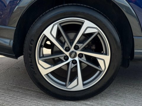 Audi Q3 Audi Q3 Black Edition 35 Tfsi 150 Ps S Tronic Black #10