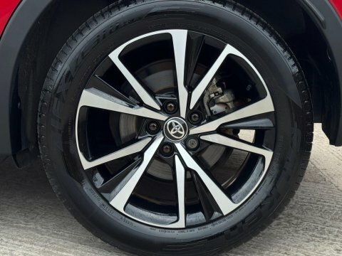 Toyota C-Hr 1.8 Hybrid Design Cvt Hatchback Grey #12