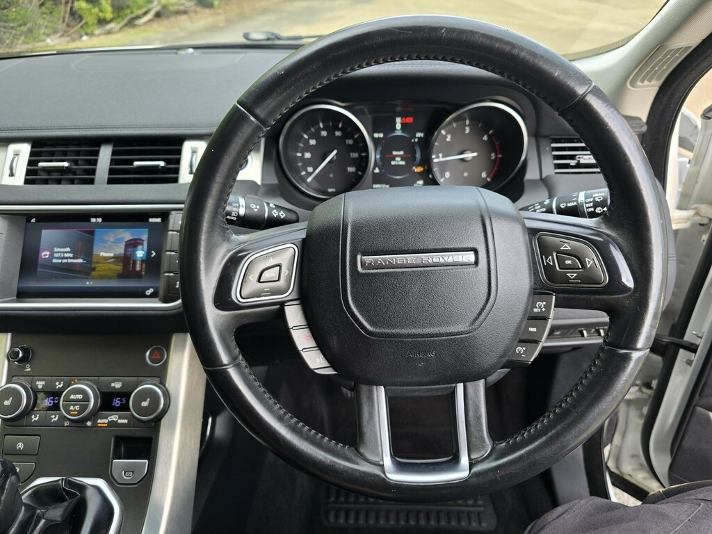 Land Rover Range Rover Evoque 2.0 Ed4 Se White #3