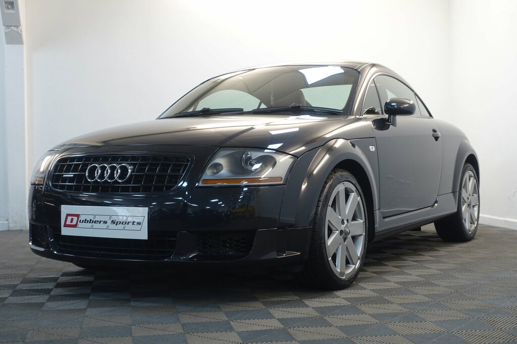 Audi TT Roadster Quattro 2-Door Just 63K 14 Services Last Black #16