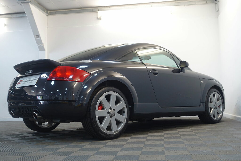 Audi TT Roadster Quattro 2-Door Just 63K 14 Services Last Black #97