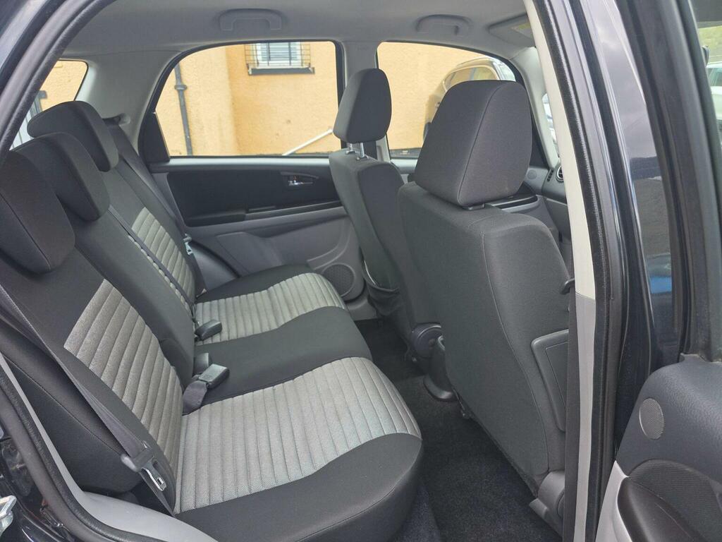 Suzuki SX4 2.0 Ddis Sz5 Suv ... Black #9