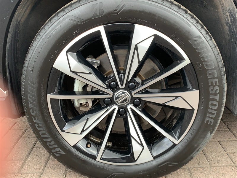 MG HS 1.5 T-gdi Trophy Suv Dct Euro 6 Ss LD25ZNF Silver #4