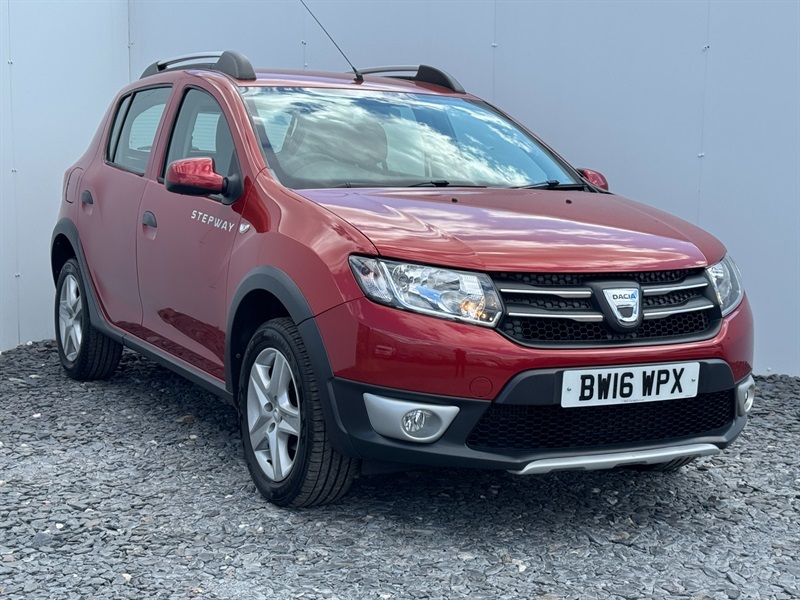 Dacia Sandero Stepway 0.9 Tce Laureate Hatchback Euro BW16WPX Red