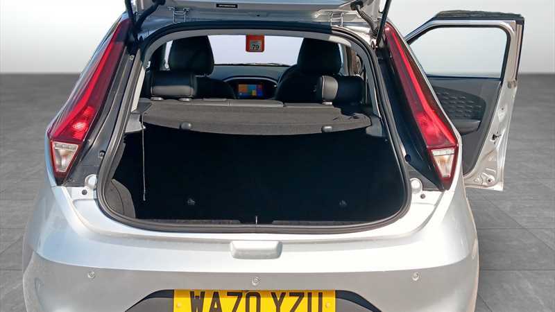 MG MG3 1.5 Vti-tech Exclusive Red #20
