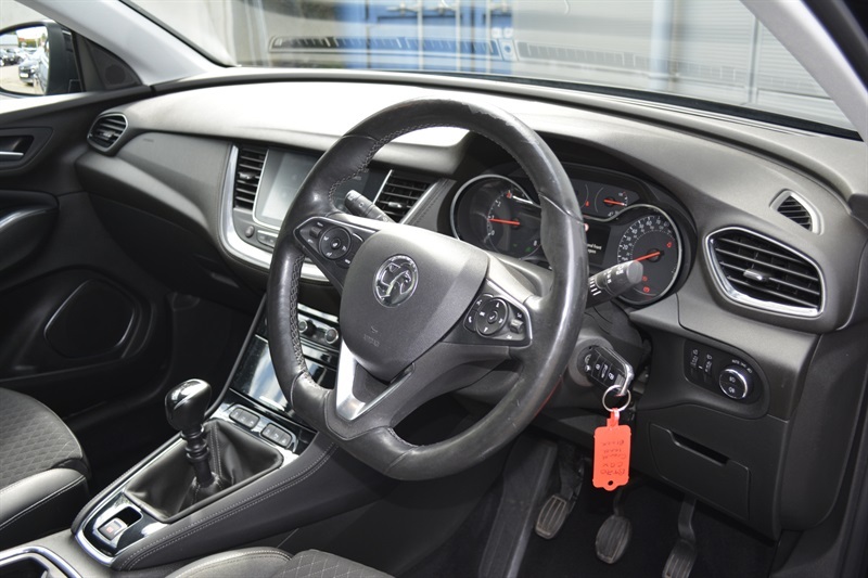 Vauxhall Grandland Elite Nav White #10