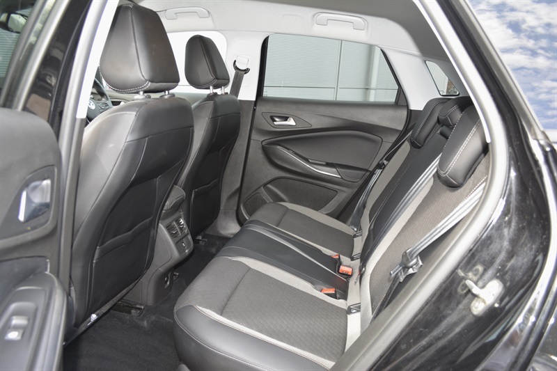 Vauxhall Grandland Elite Nav White #12