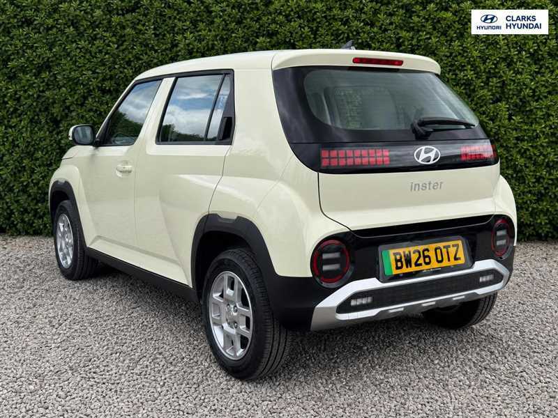 Hyundai Inster Long Range 49Kwh 01 Suv 115 Ps Yellow #6