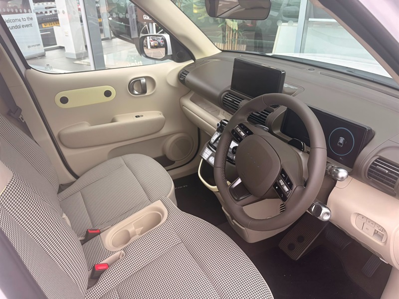 Hyundai Inster Long Range 49Kwh 02 Suv 115 Ps White #2