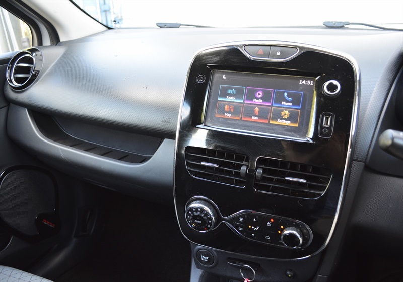 Renault Clio 1.5 Dci Dynamique S Medianav Euro 5 Ss Black #11