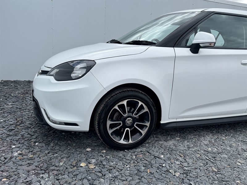 MG MG3 1.5 Vti-tech 3Style Hatchback E White #5