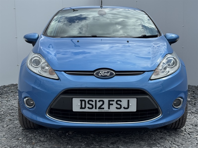 Ford Fiesta 1.6 Titanium Hatchback 132 Gkm Blue #2