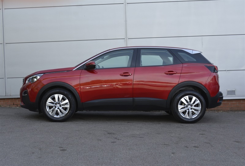 Peugeot 3008 1.2 Puretech Active Suv Euro 6 Red #3