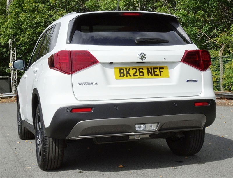 Suzuki Vitara Suzuki Vitara 1.4 Boosterjet Mhev Ultra Suv Pe White #4