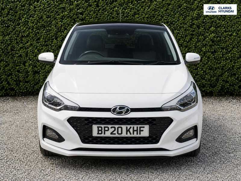Hyundai I20 1.0 T-gdi Gpf Premium Se Nav Hatchback White #2