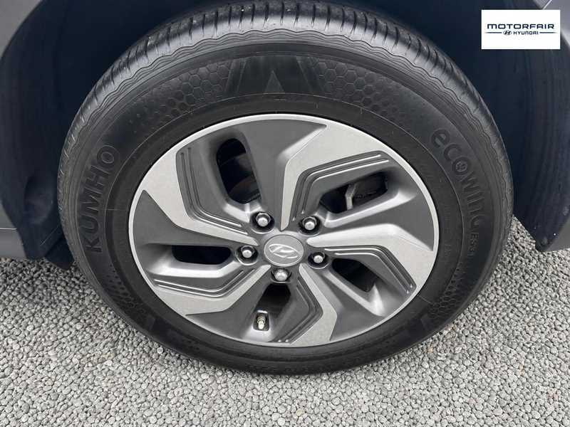 Hyundai Kona 1.6 H-gdi Se Connect Suv Hybrid Dct Eur Red #5