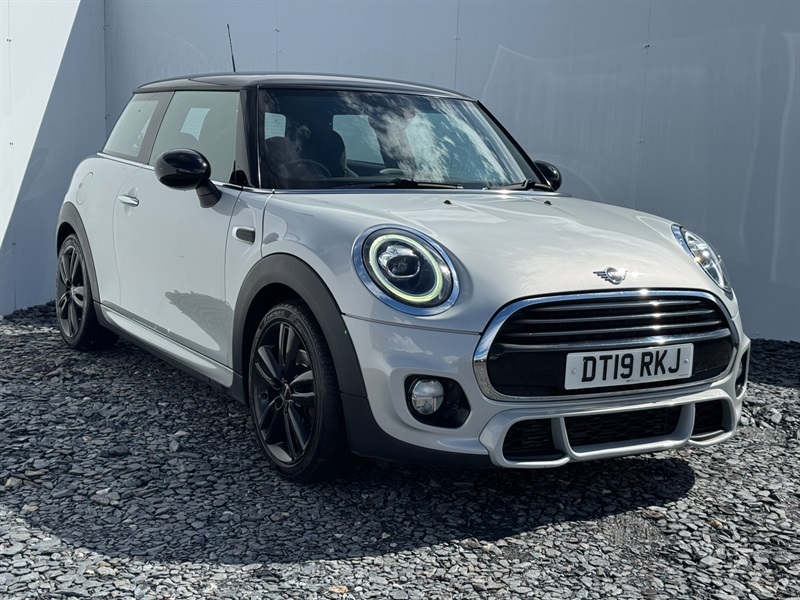 Mini Hatch 1.5 Cooper Sport Hatchback Euro Silver