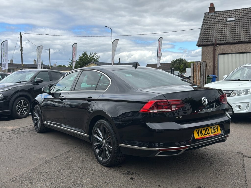 Volkswagen Passat 1.4L Gte Black #3