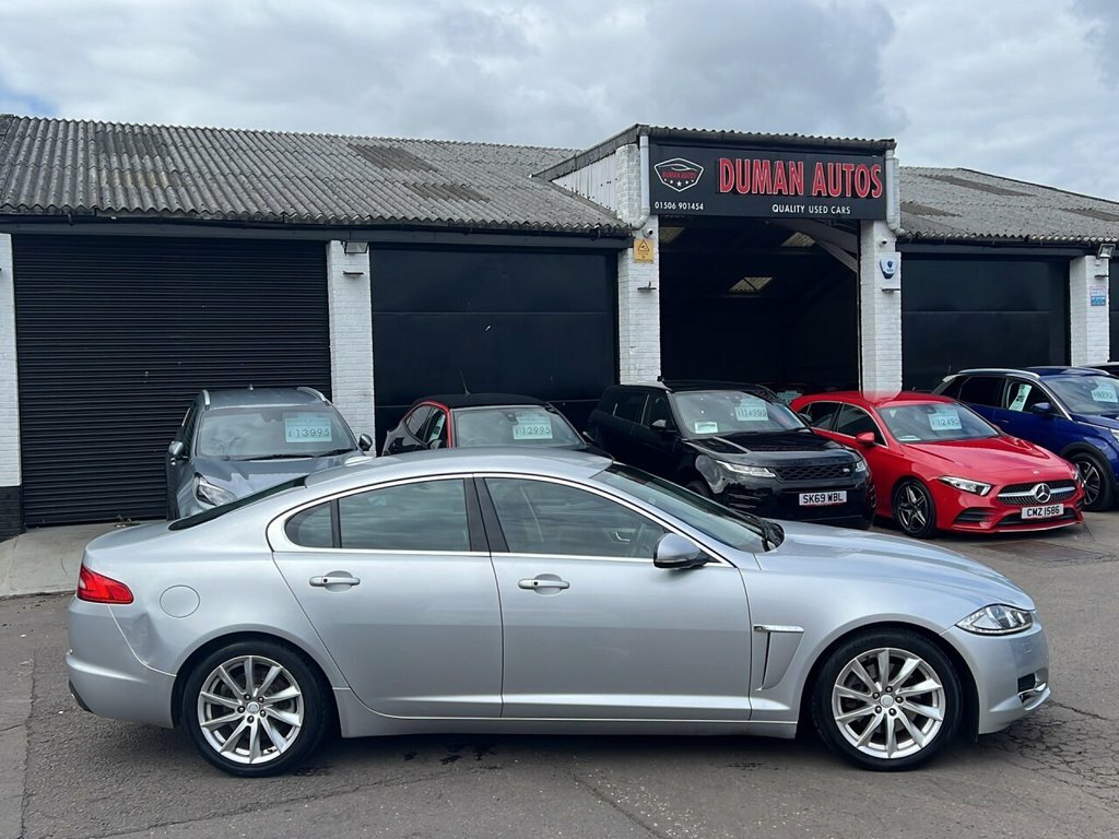 Jaguar XF Se Business Blue #7