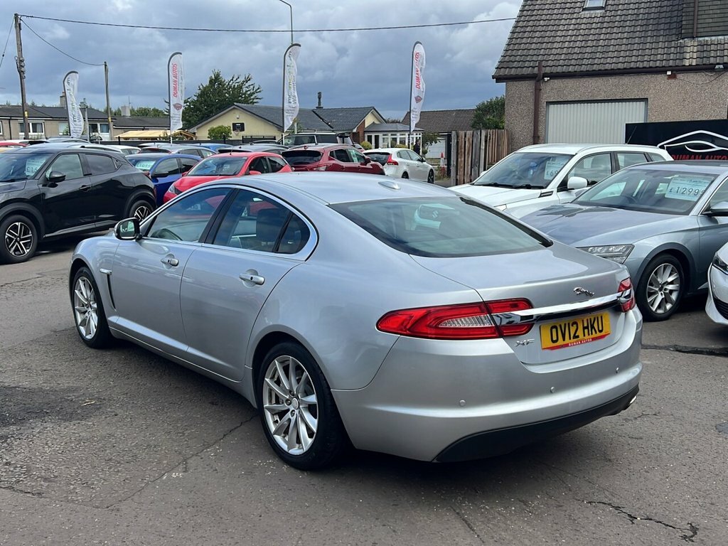 Jaguar XF 2.2L Premium Luxury Silver #4