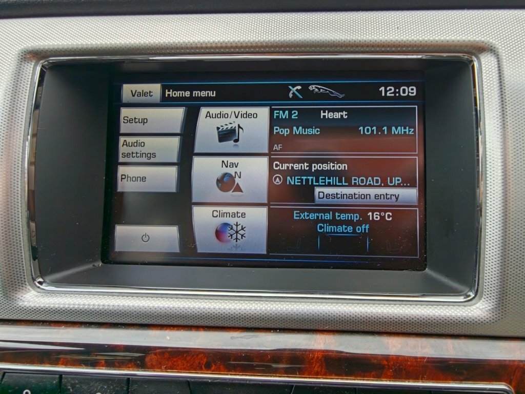 Jaguar XF Se Business Blue #19