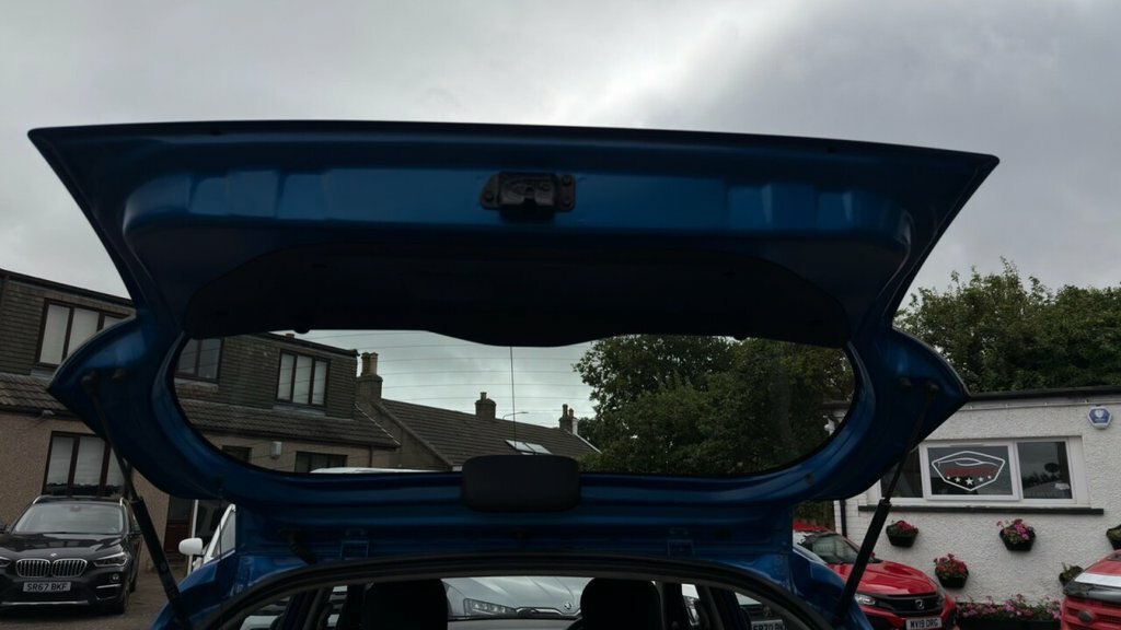 Kia Picanto 1 1.0 5-Door From 2,495 Retail Package Silver #24