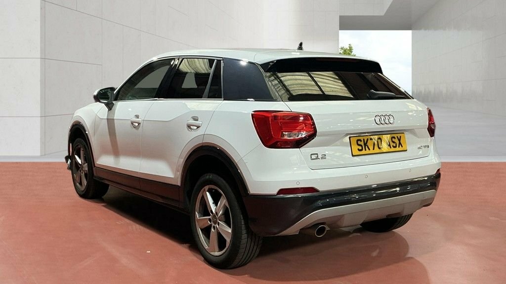 Audi Q2 1L Sport White #3