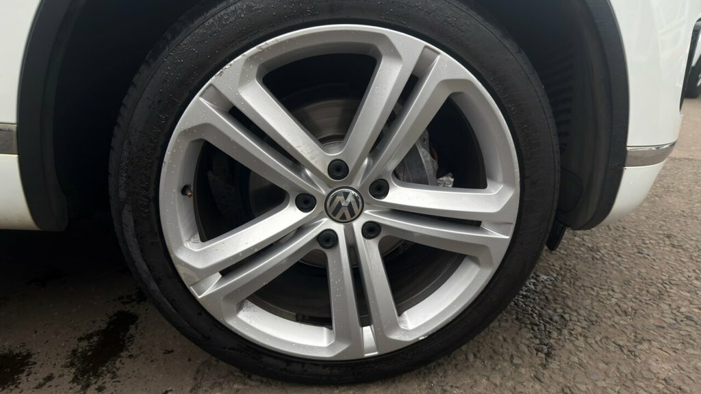 Volkswagen Touareg Blue #29