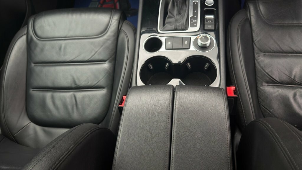 Volkswagen Touareg Blue #11